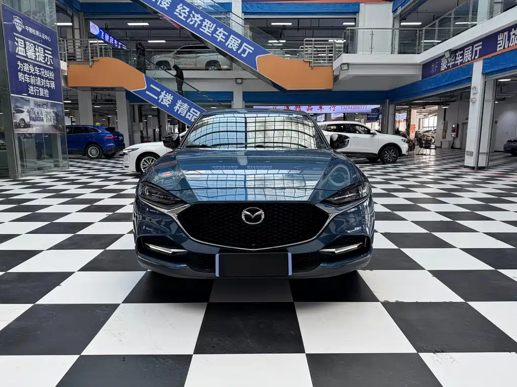 Mazda CX-4 2021 2.0L automatic two-wheel drive Blue Sky Vitality Edition купить на сайте DeffCars