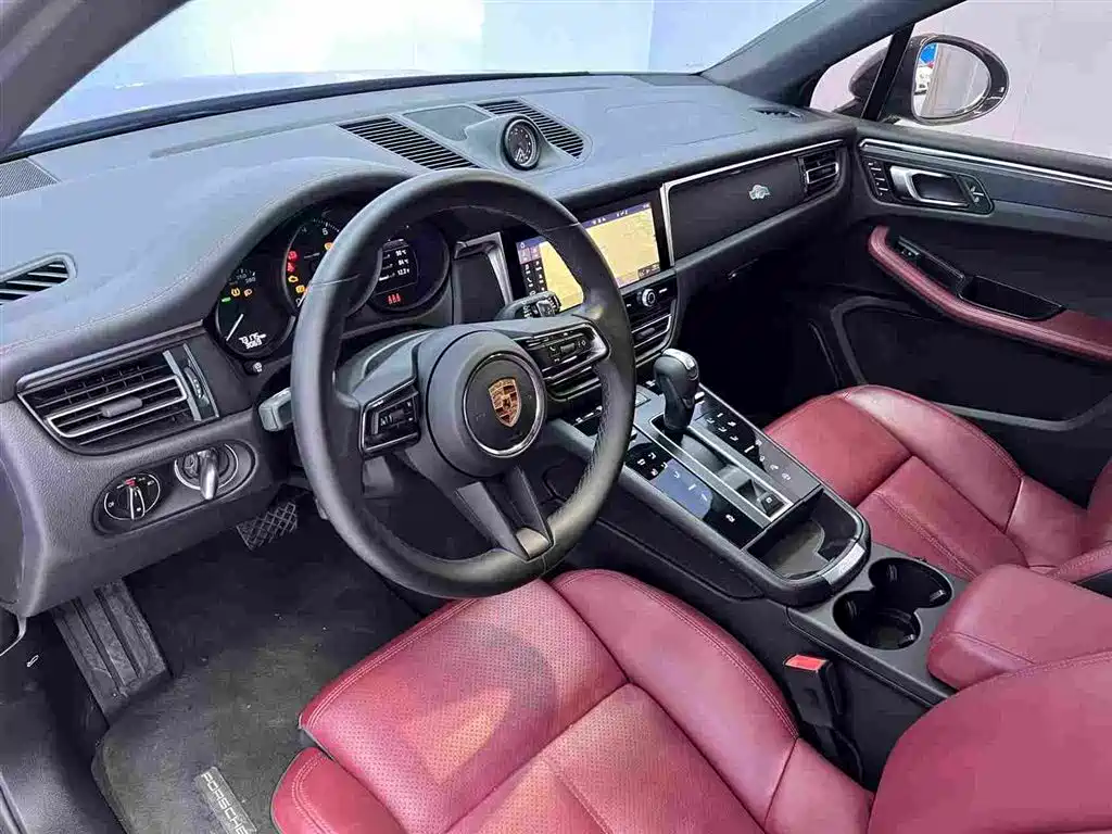 Macan 2023 Macan 2.0T купить на сайте DeffCars