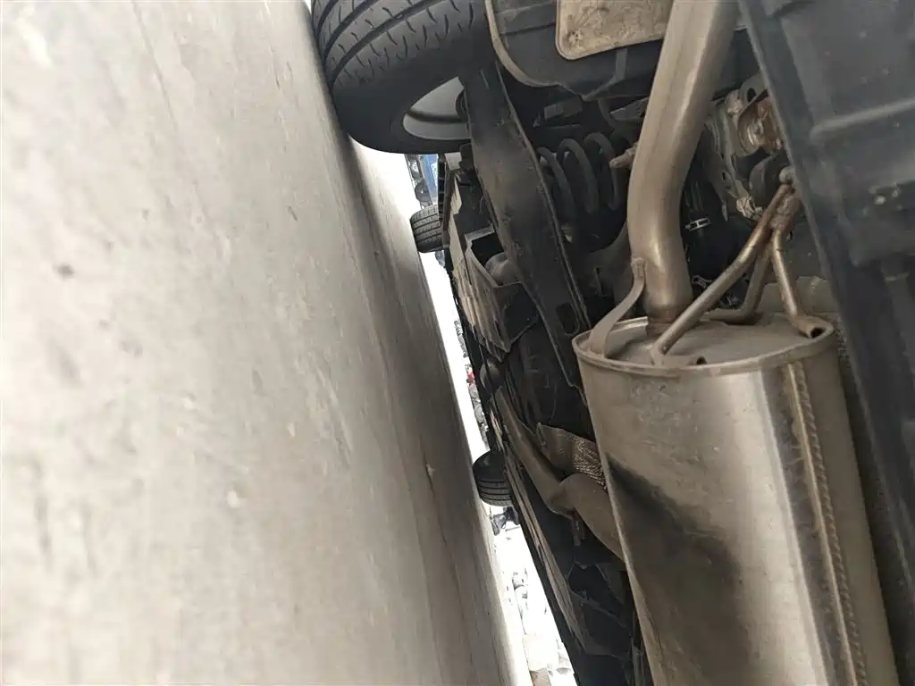 Changan UNI-V 2022 1.5T premium model купить на сайте DeffCars