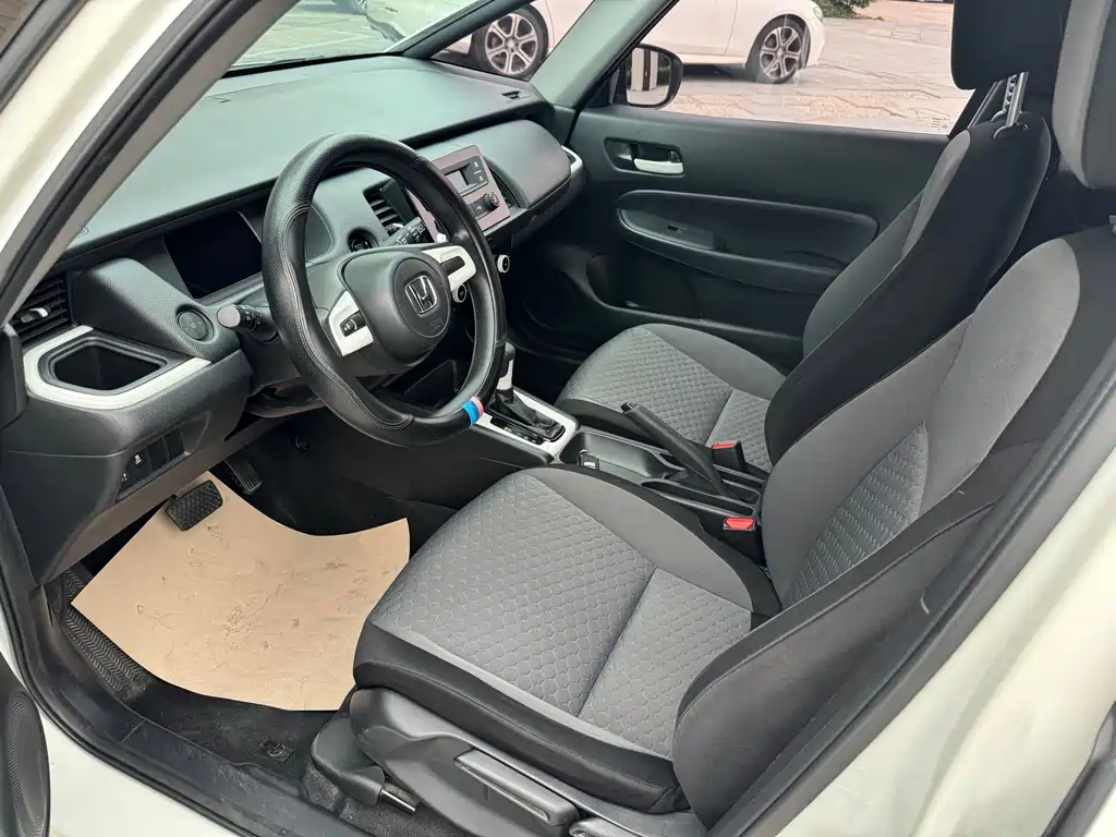 Fit 2021 1.5L CVT Trendy Edition купить на сайте DeffCars
