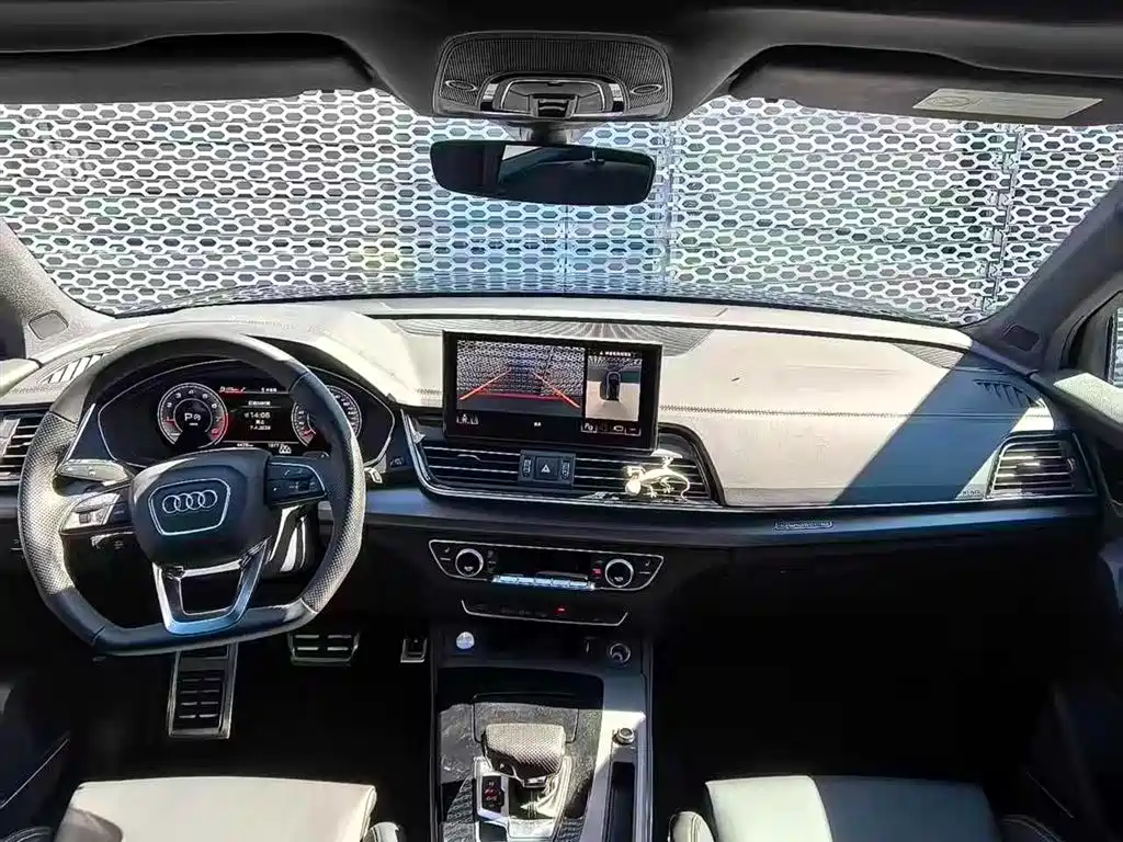 Audi Q5L 2025 45 TFSI luxury and dynamic model купить на сайте DeffCars