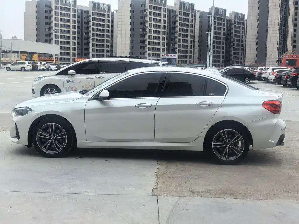BMW 1 Series 2023 120i M Sports Edition купить на сайте DeffCars