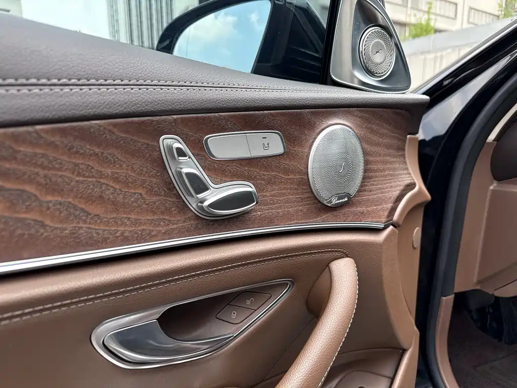 Mercedes-Benz E-Class 2022 E 260 L купить на сайте DeffCars