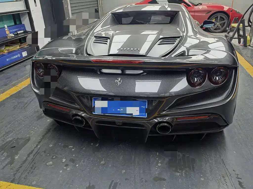 Ferrari F8 2020 Spider 3.9T V8 купить на сайте DeffCars