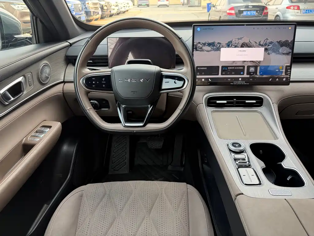 Tiggo 8 PLUS 2025 model 290TGDI DCT premium type купить на сайте DeffCars