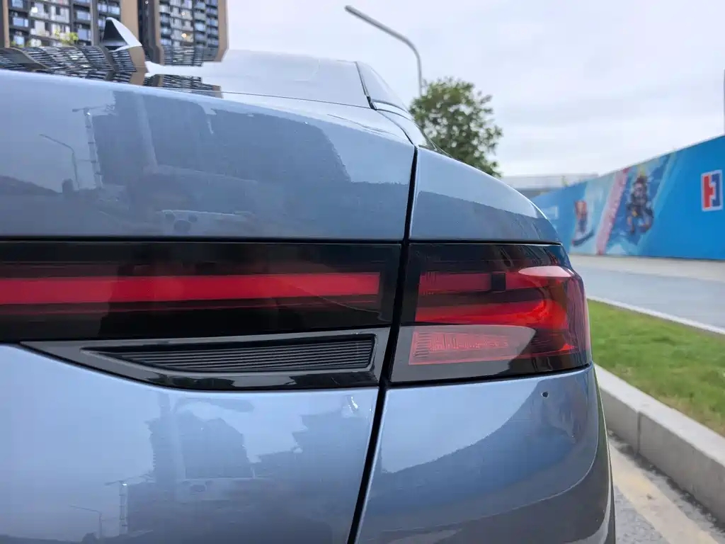 Xpeng P5 2021 460G+ купить на сайте DeffCars