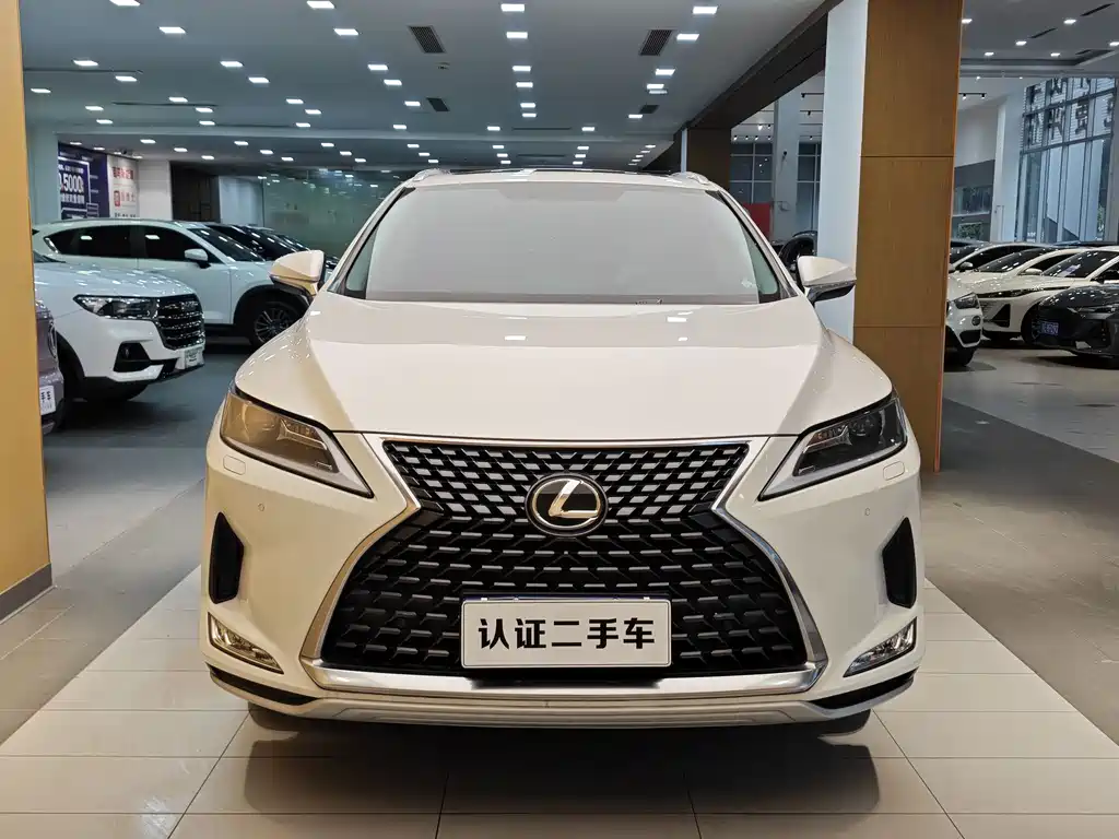 Lexus RX 2020 300 2WD Elite Edition National VI купить на сайте DeffCars
