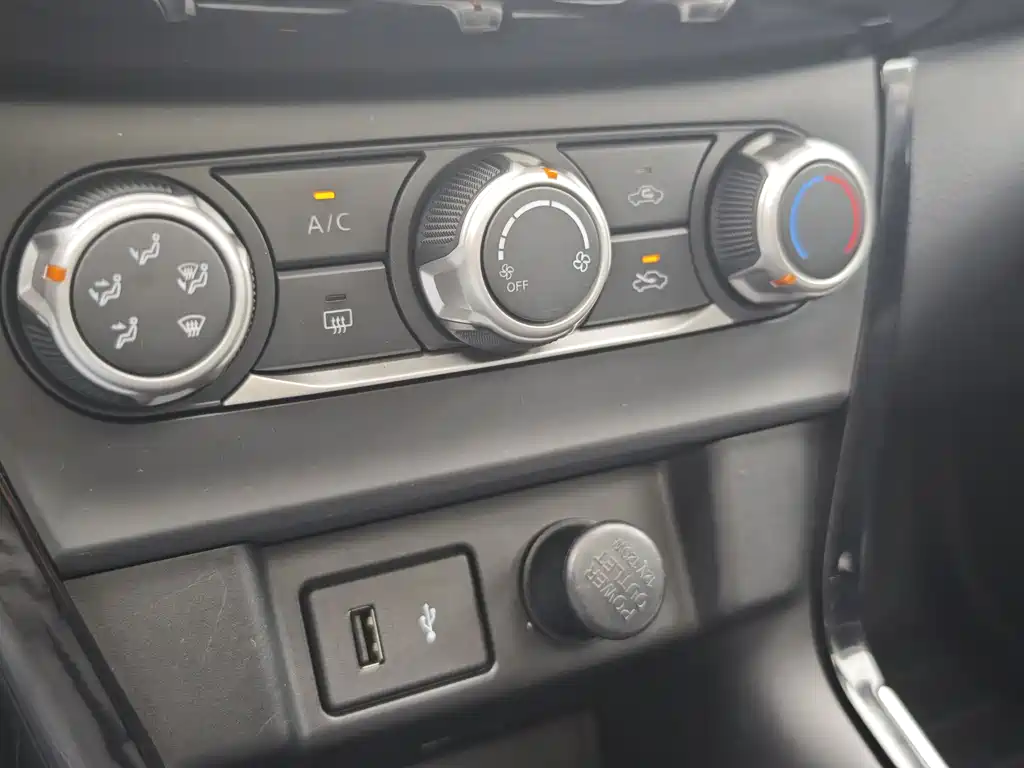 Sylphy 2021 Classic 1.6XL CVT Deluxe Edition купить на сайте DeffCars