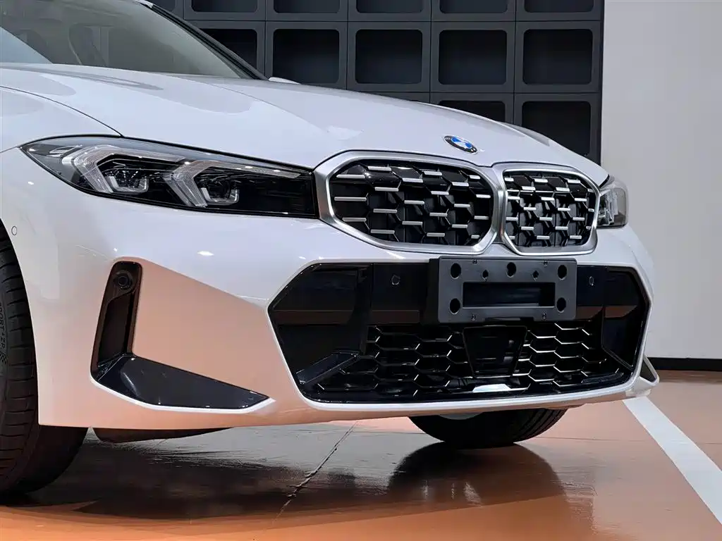 BMW 3 Series 2025 325i M Sports Package купить на сайте DeffCars