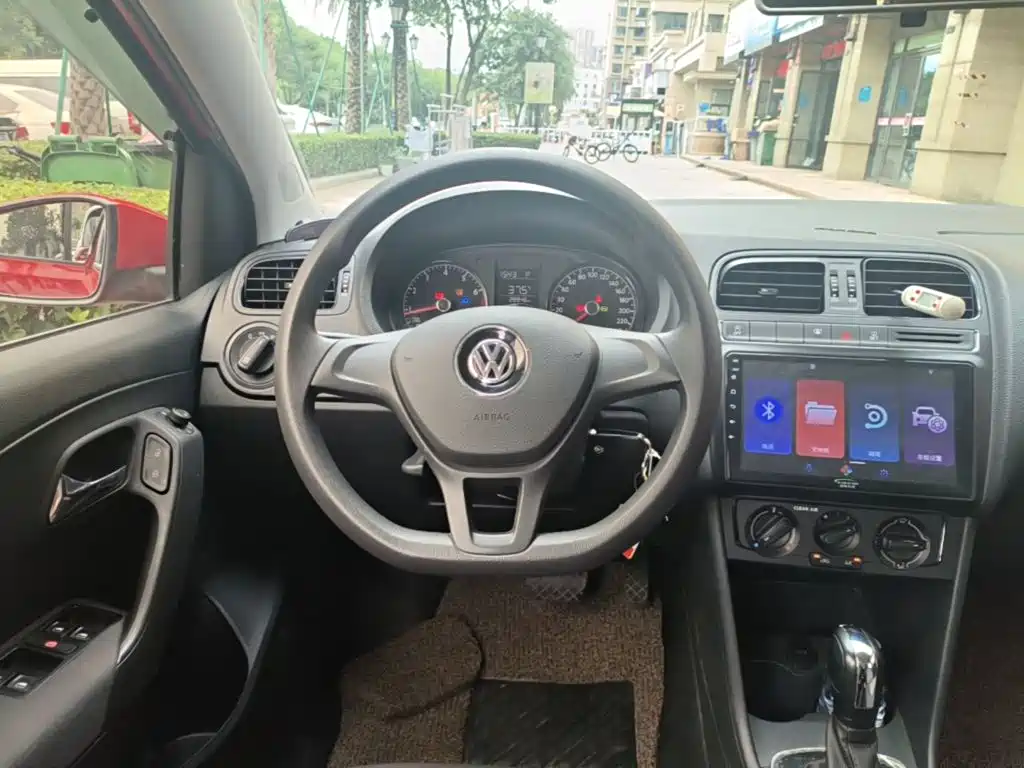 Polo 2018 1.5L automatic safe driving model купить на сайте DeffCars