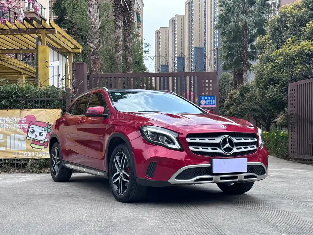 Mercedes-Benz GLA 2017 GLA 200 Fashion Model купить на сайте DeffCars