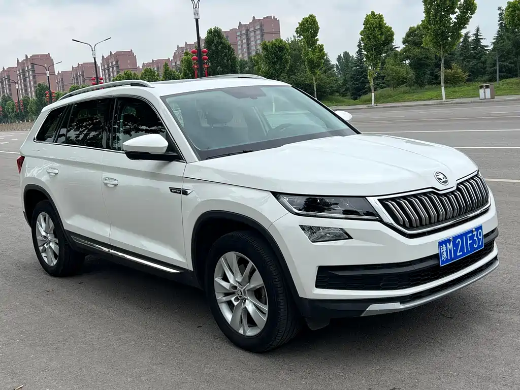 Kodiak 2018 facelift TSI330 5-seater two-wheel drive luxury premium version купить на сайте DeffCars