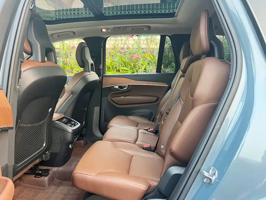 Volvo XC90 2020 T6 Zhiyi Luxury Edition 7 seats купить на сайте DeffCars