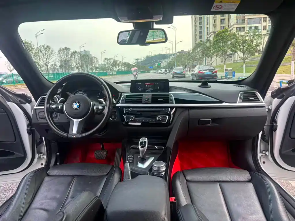 BMW 3 Series GT 2019 320i M Sports Night Edition купить на сайте DeffCars