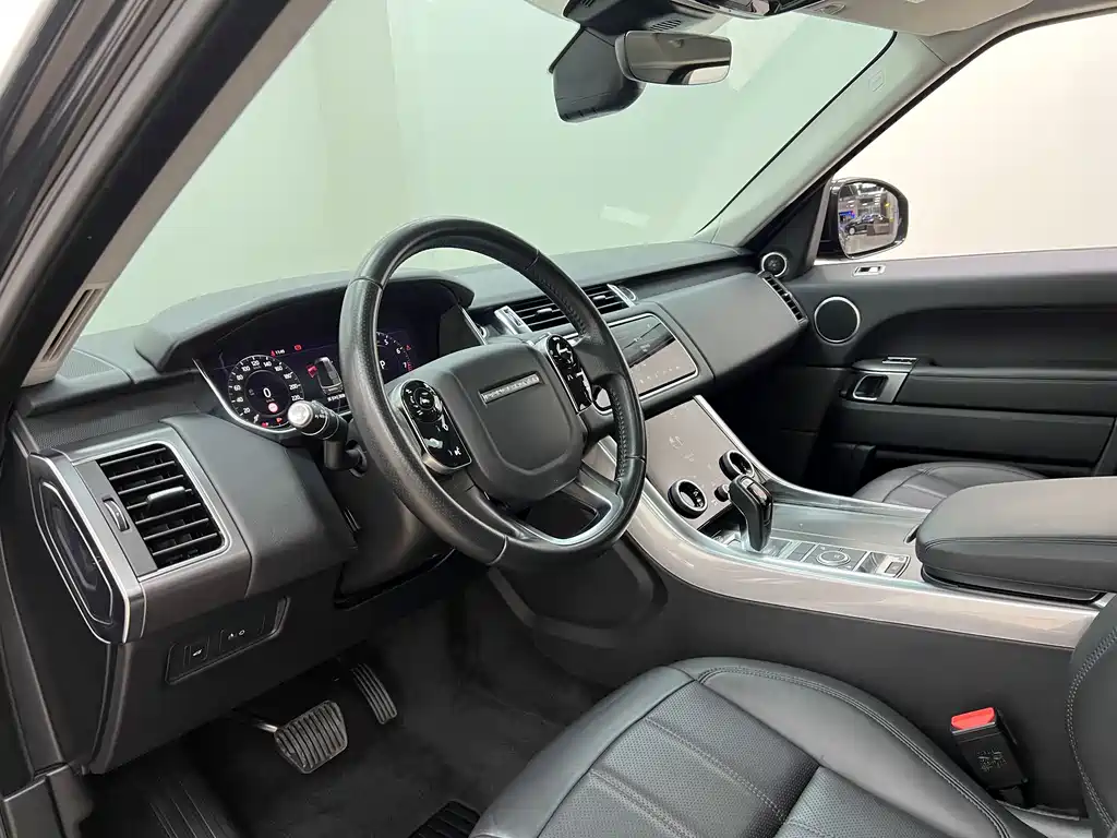 Range Rover Sport 2020 3.0 L6 SE купить на сайте DeffCars