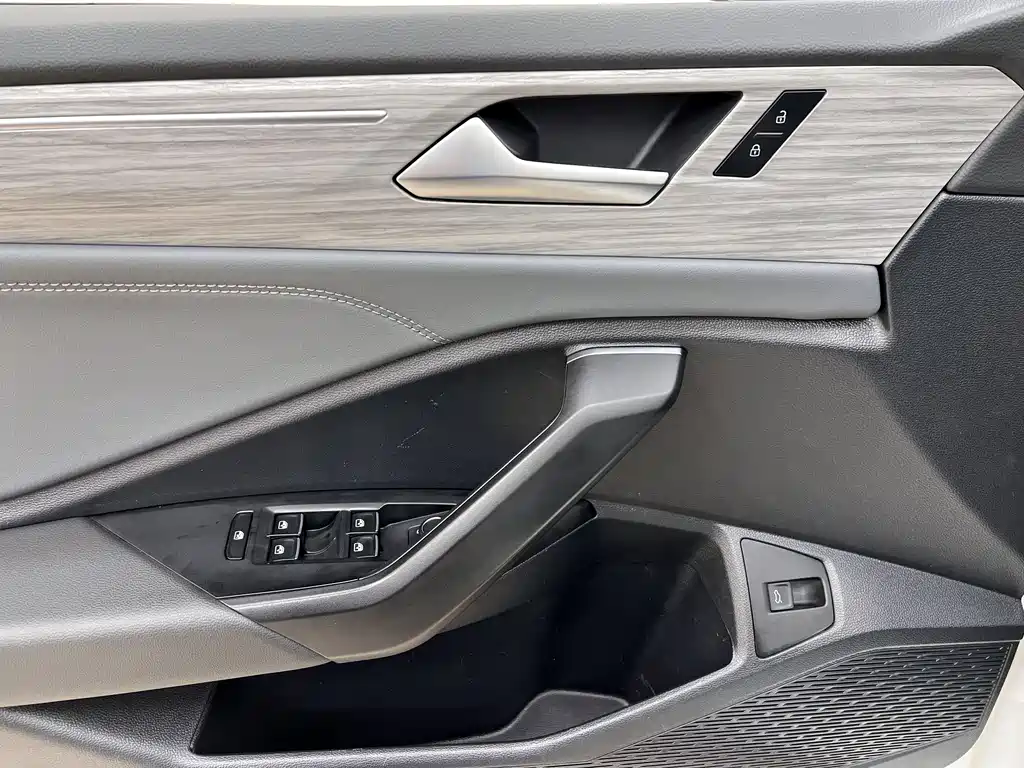 Sagitar 2023 300TSI DSG Super Edition купить на сайте DeffCars