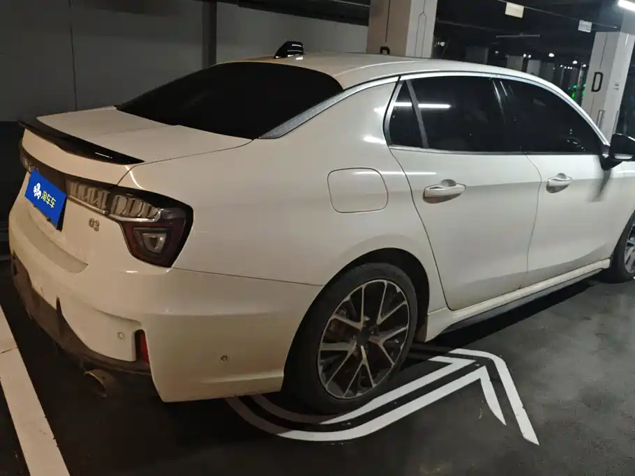 Lynk & Co 03 2018 1.5TD DCT Jin Pro Edition National V купить на сайте DeffCars