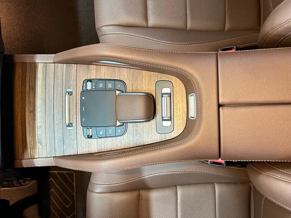 Mercedes-Benz GLE New Energy 2024 GLE 400 e 4MATIC купить на сайте DeffCars