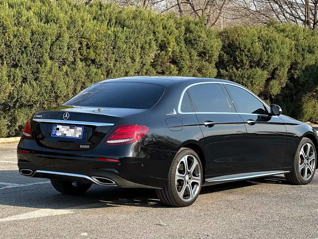 Mercedes-Benz E-Class 2016 E 300 L Sports Luxury купить на сайте DeffCars