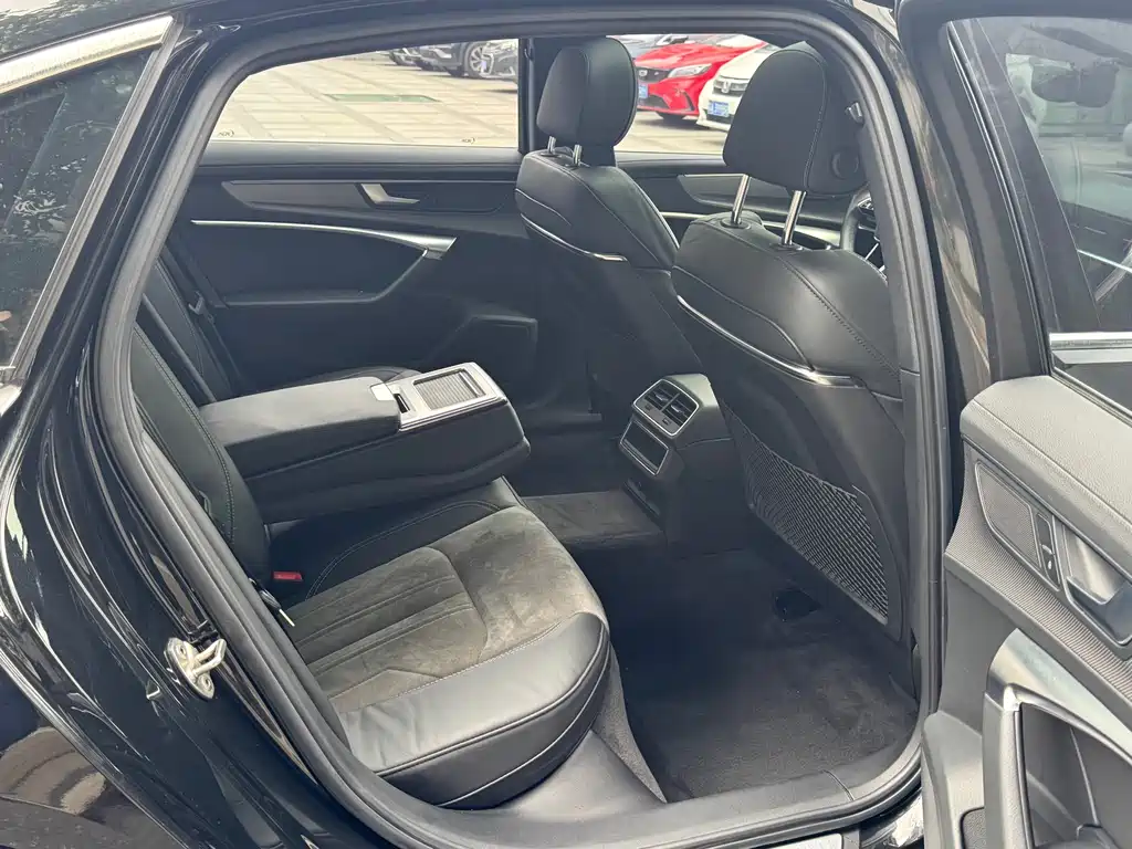 Audi A6L 2021 40 TFSI luxury and dynamic model купить на сайте DeffCars