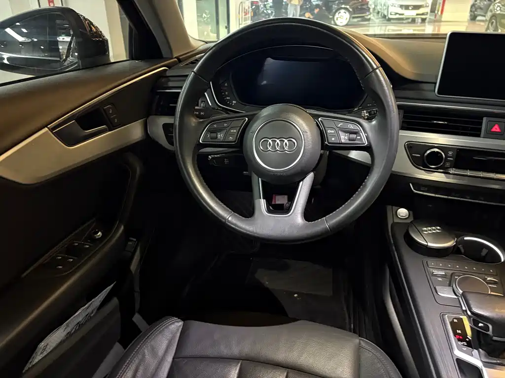 Audi A4L 2019 40 TFSI Fashion Type National VI купить на сайте DeffCars