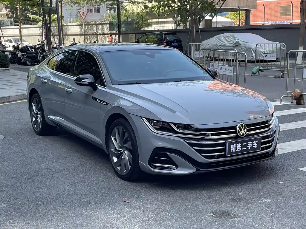 FAW-Volkswagen CC 2023 380TSI eye-catching version купить на сайте DeffCars
