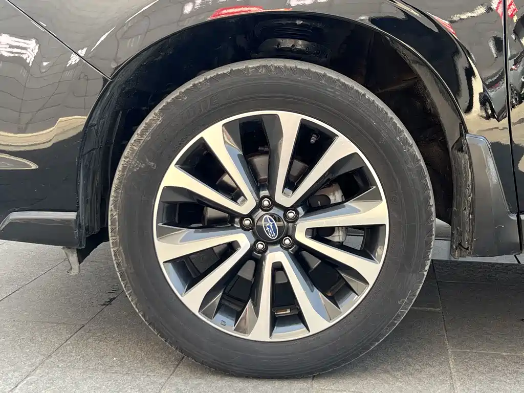 Forester 2018 2.0i Deluxe Navigation Edition купить на сайте DeffCars