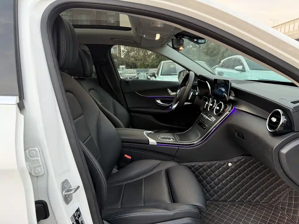 Mercedes-Benz C-Class 2020 C 200 L Fashionable Sports Edition купить на сайте DeffCars