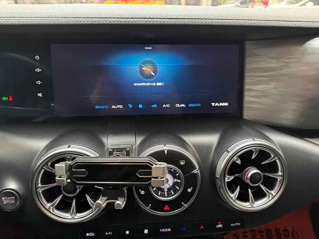 Tank 300 2023 Off-Road Version 2.0T Challenger купить на сайте DeffCars