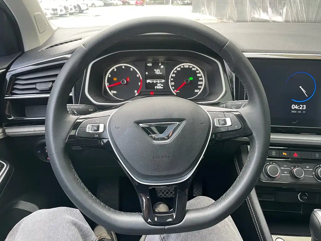 Jetta VS5 2023 280TSI automatic high-gloss enjoyment type купить на сайте DeffCars