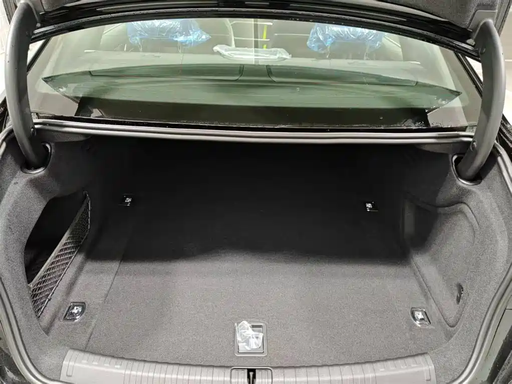 Audi A6L 2026 40 TFSI luxury and dynamic model купить на сайте DeffCars