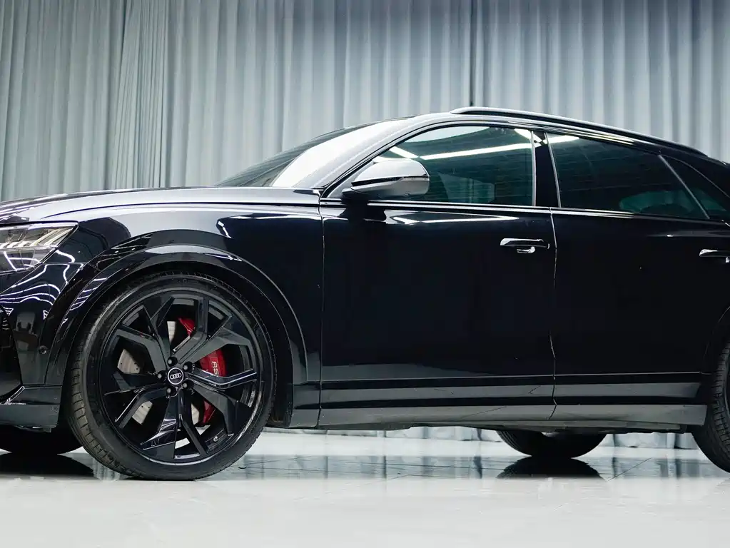 Audi RS Q8 2021 RS Q8 4.0T купить на сайте DeffCars