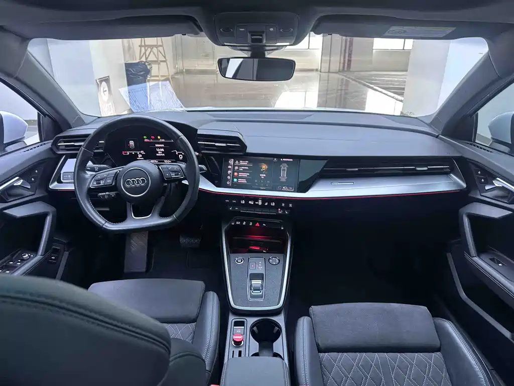 Audi A3 2021 Sportback 35 TFSI luxury sports model купить на сайте DeffCars