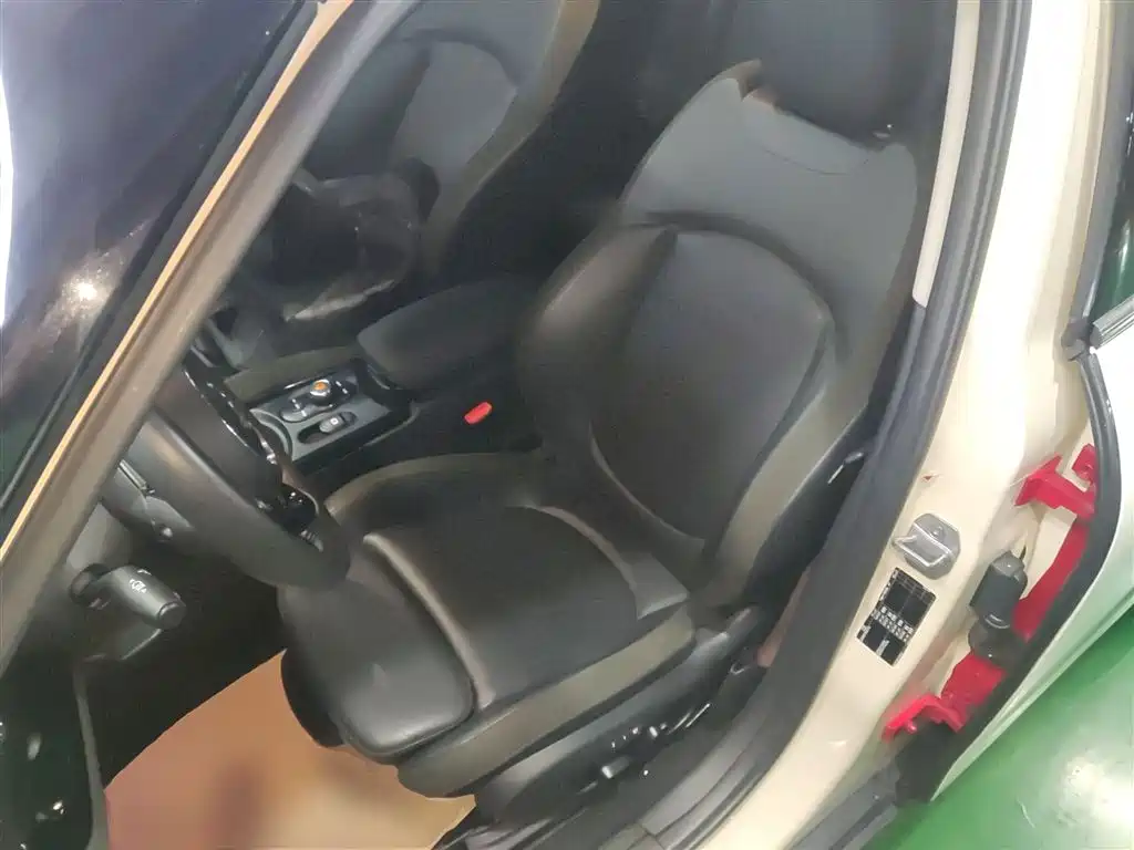MINI CLUBMAN 2018 1.5T COOPER Artist купить на сайте DeffCars