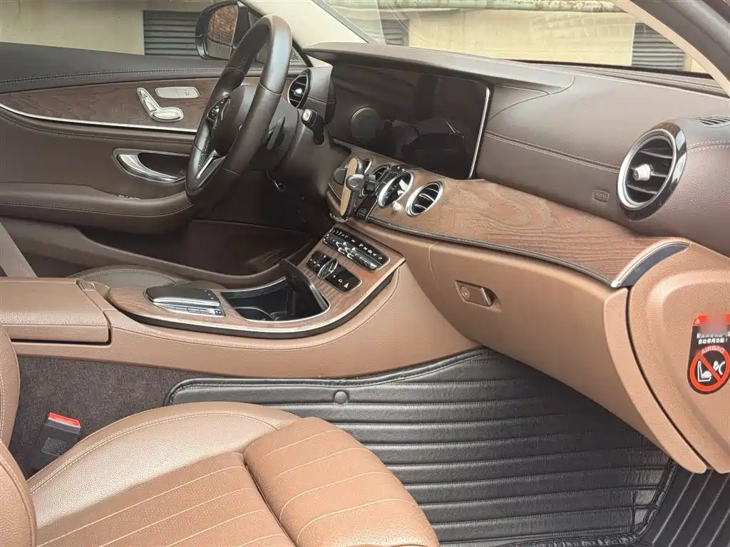 Mercedes-Benz E-Class 2020 facelift E 260 L купить на сайте DeffCars