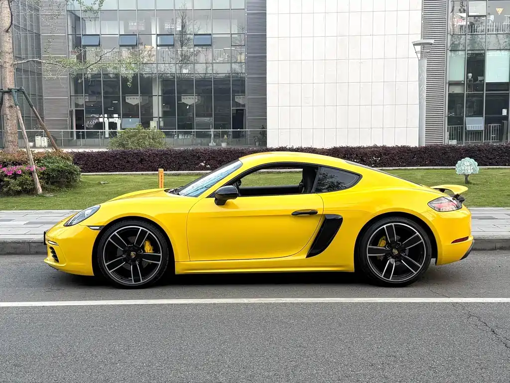 Porsche 718 2016 Cayman 2.0T купить на сайте DeffCars