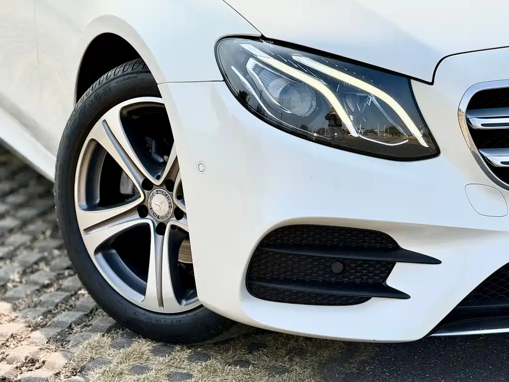 Mercedes-Benz E-Class 2016 E 200 L Sports купить на сайте DeffCars