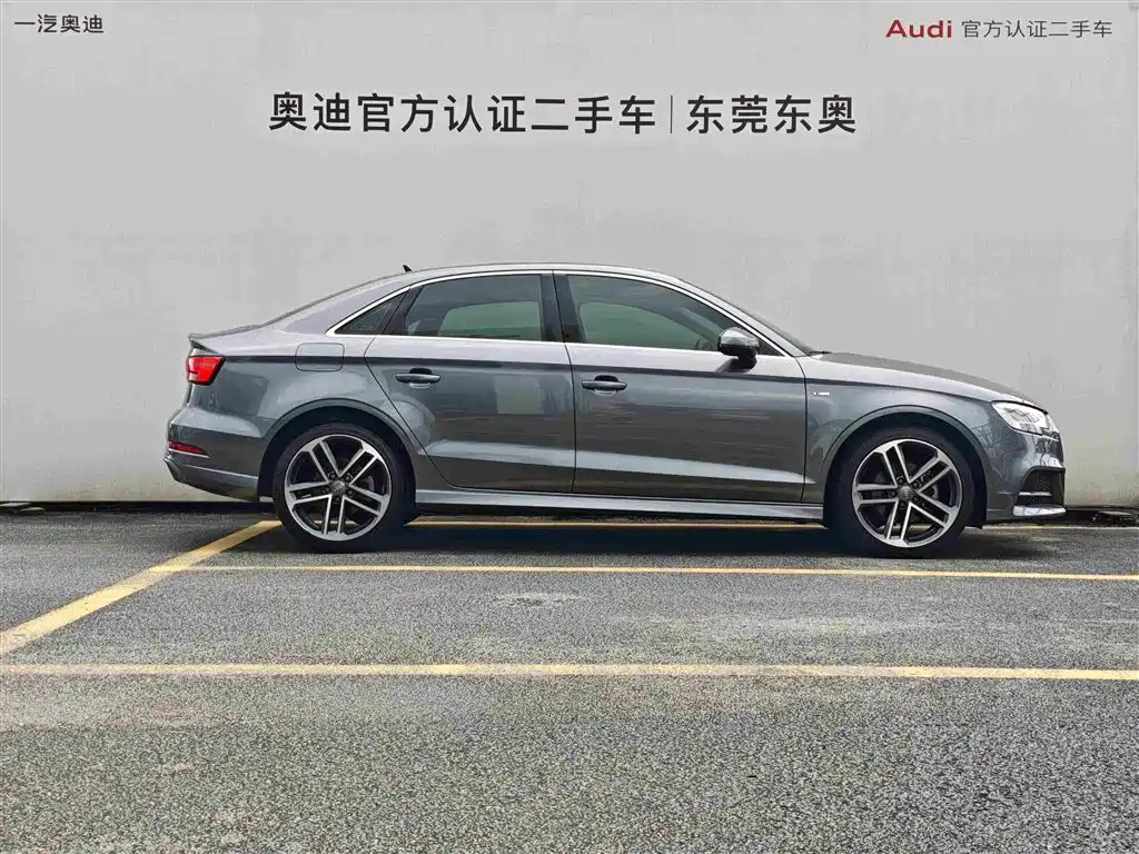Audi A3 2020 Limousine 35 TFSI Fashion Type National VI купить на сайте DeffCars