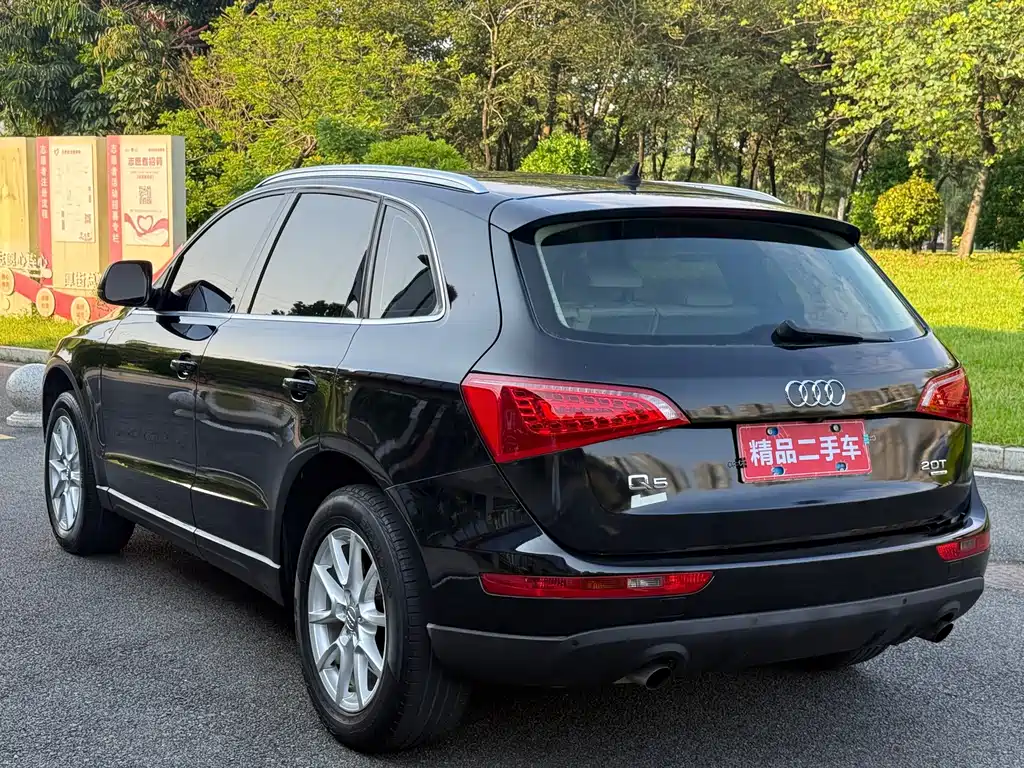 Audi Q5 2012 2.0TFSI comfort model купить на сайте DeffCars