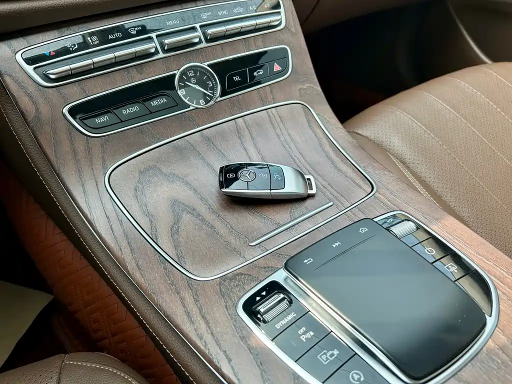 Mercedes-Benz E-Class 2019 facelift E 300 L luxury model купить на сайте DeffCars