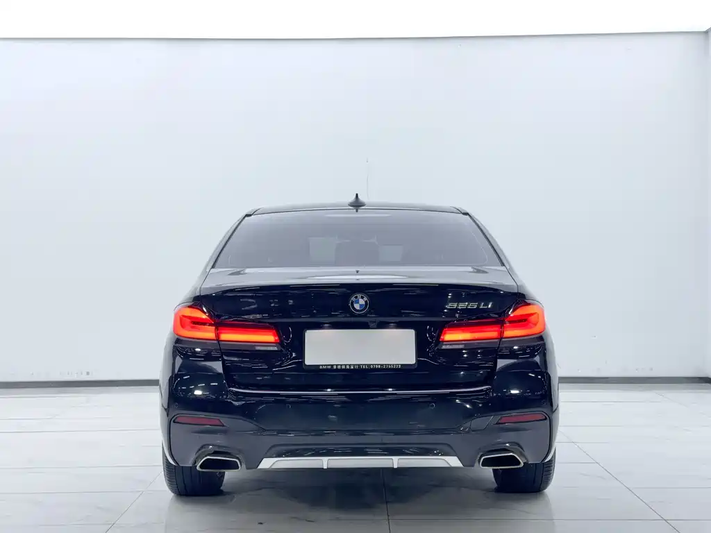 BMW 5 Series 2022 facelift 525Li M Sports Package купить на сайте DeffCars