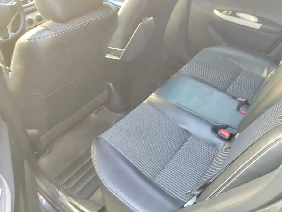 YARiS L 2015 1.5G automatic sunroof special edition купить на сайте DeffCars