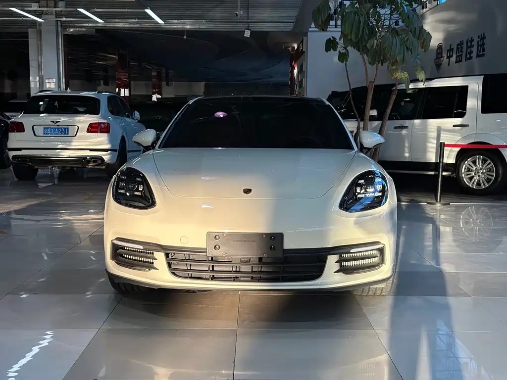 Panamera 2019 Panamera 2.9T купить на сайте DeffCars