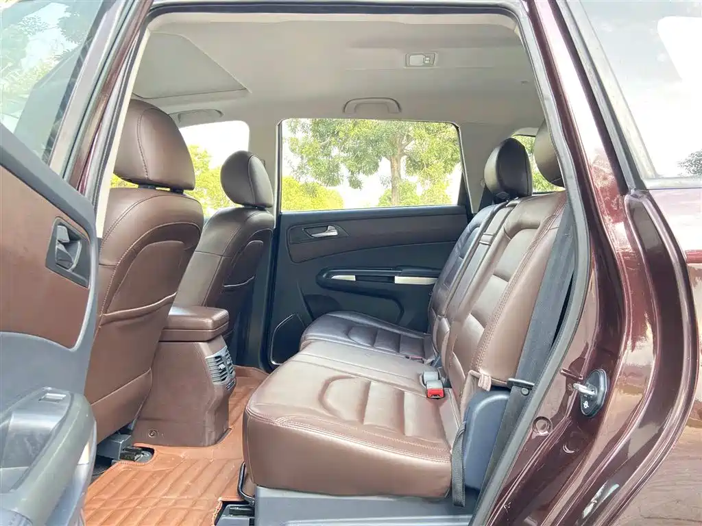 Familia MPV 2017 seven-seater version 1.5T automatic comfort type купить на сайте DeffCars