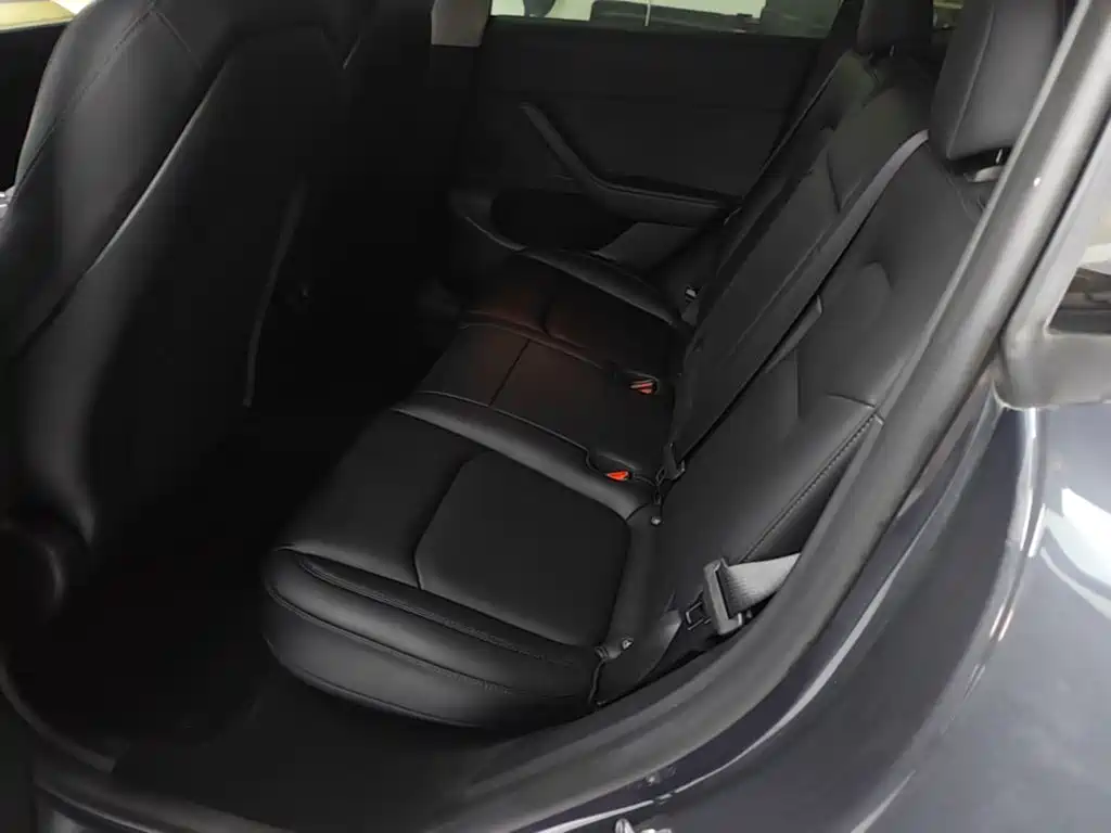 Model Y 2022 facelift rear-wheel drive version купить на сайте DeffCars