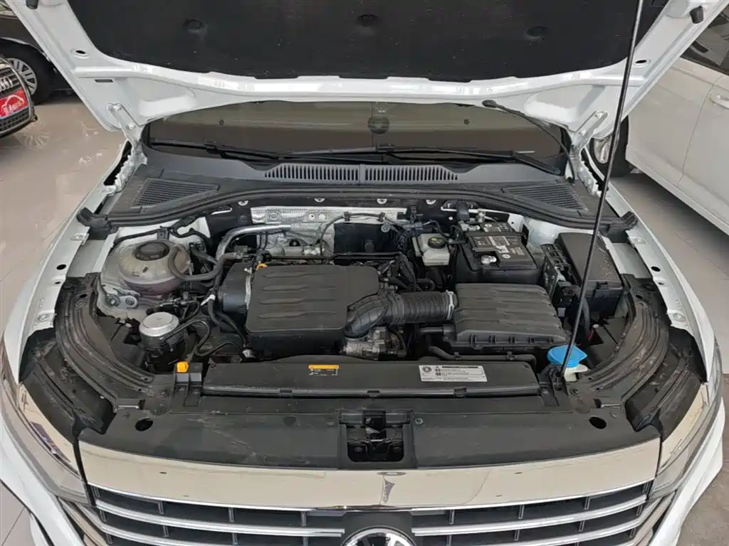 Lavida 2023 facelift 1.5L automatic Deyi version купить на сайте DeffCars