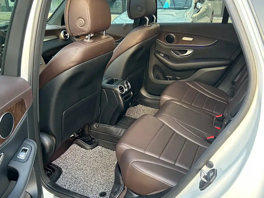 Mercedes-Benz GLC 2020 facelift GLC 260 L 4MATIC luxury model купить на сайте DeffCars