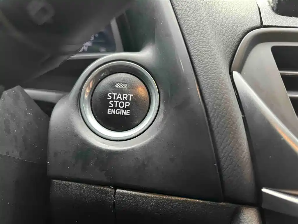 Mazda CX-4 2021 2.0L automatic two-wheel drive Blue Sky Vitality Edition купить на сайте DeffCars