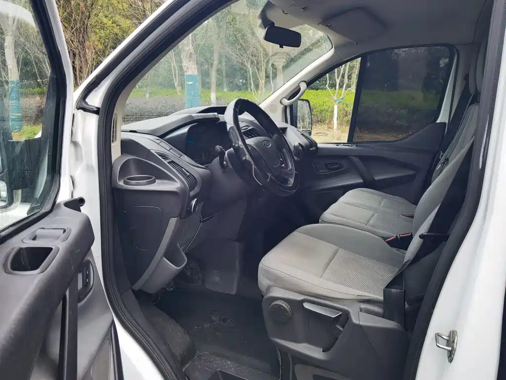 Transit 2020 2.0T diesel multi-functional commercial vehicle, central axle, low roof, double-opening tailgate, National VI купить на сайте DeffCars