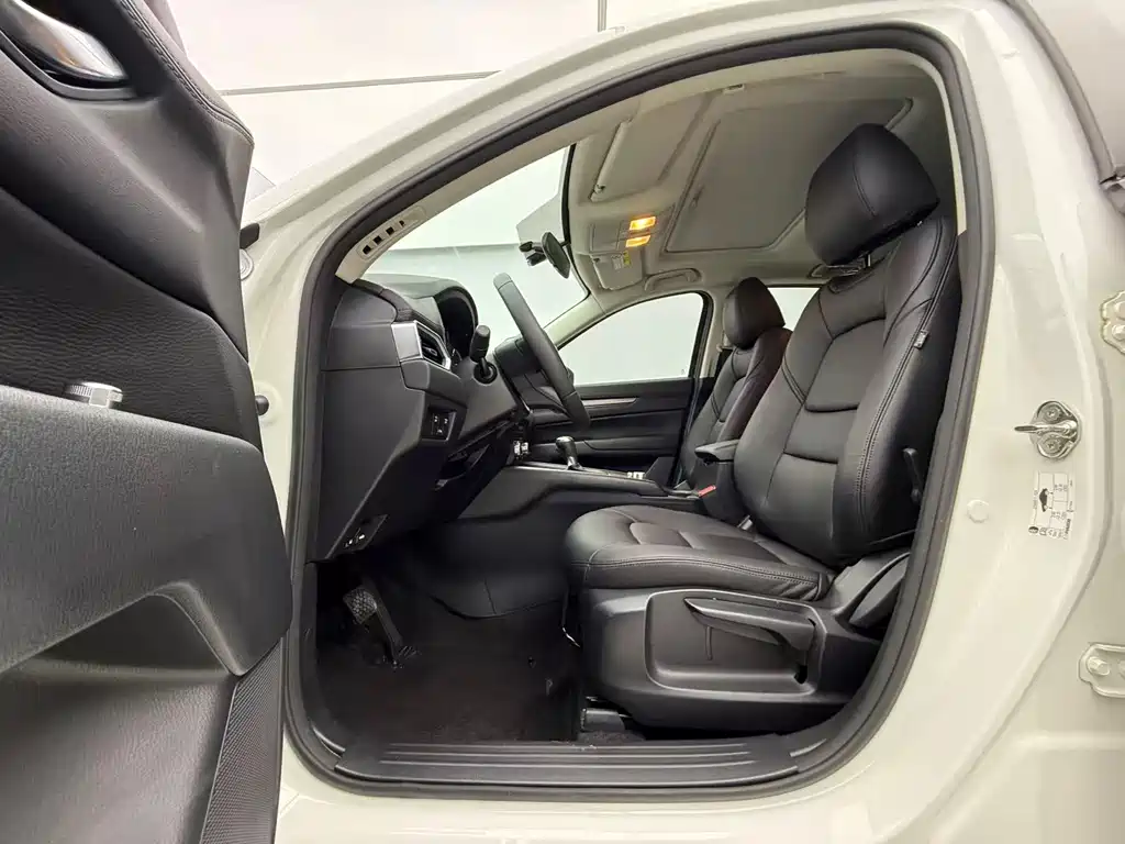 Mazda CX-5 2021 2.0L automatic two-wheel drive smart model купить на сайте DeffCars